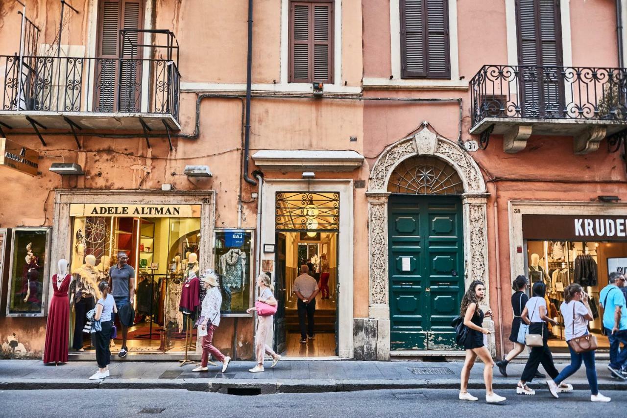 ローマLa Tua Casa A Viadelcorsoアパートメント エクステリア 写真